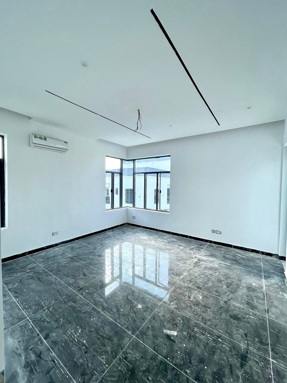5BEDROOM SEMI DETACHED DUPLEX FOR SALE image 1