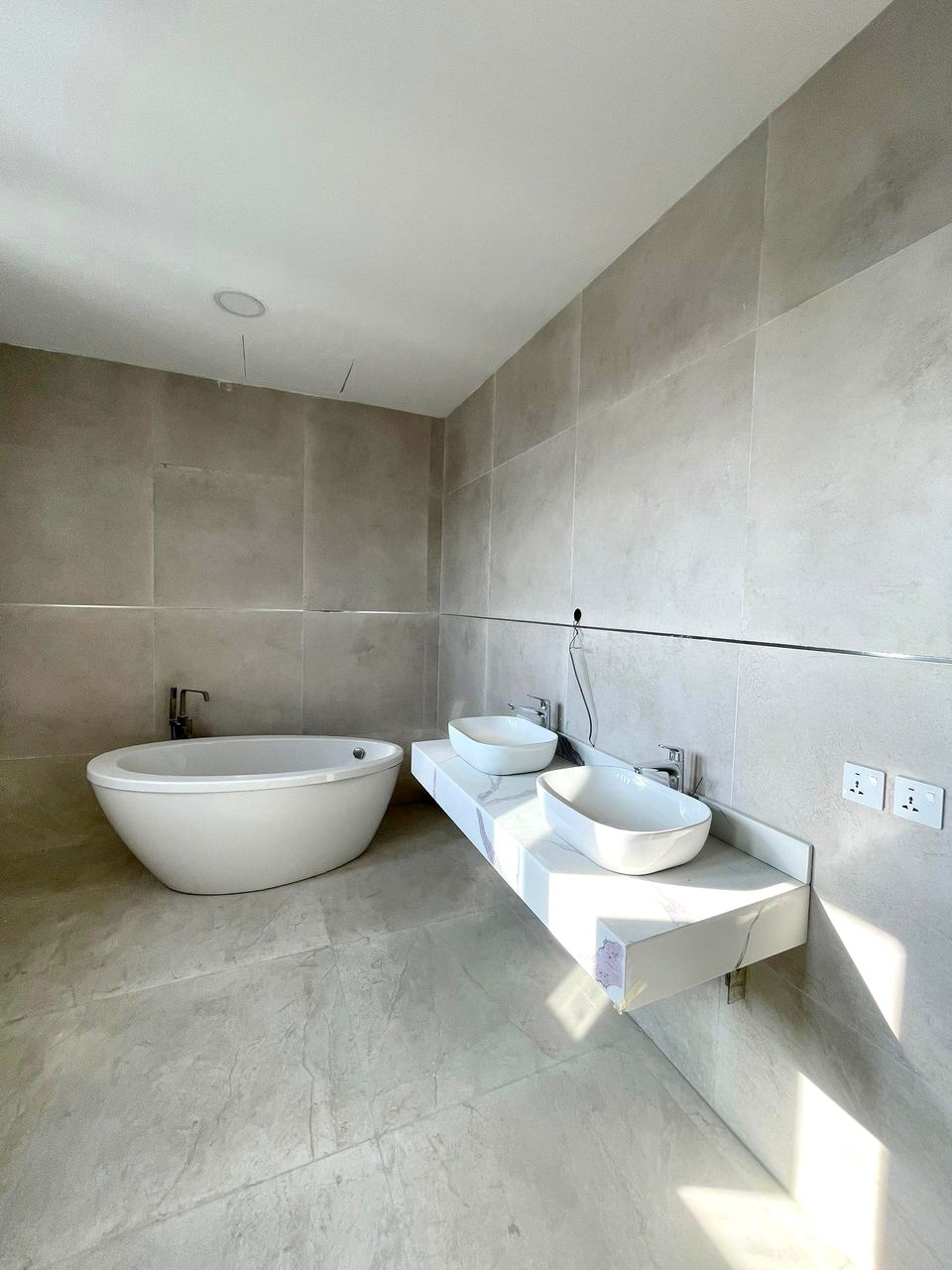 5BEDROOM SEMI DETACHED DUPLEX FOR SALE image 4