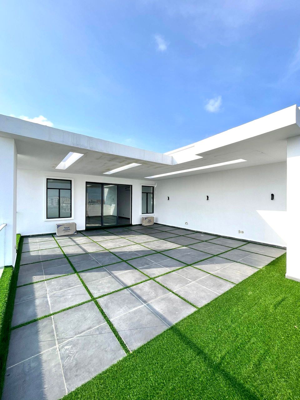5BEDROOM SEMI DETACHED DUPLEX FOR SALE image 8