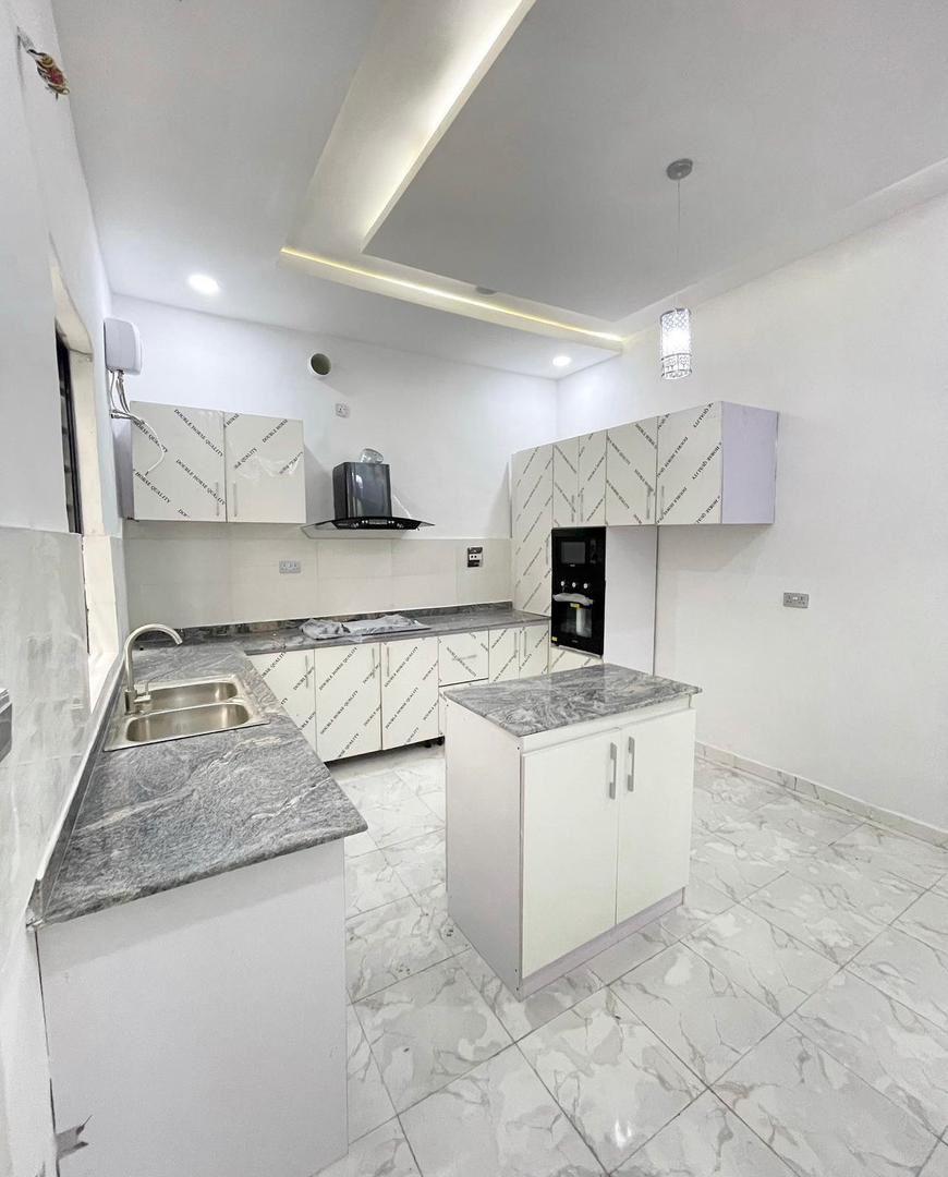 4BEDROOM SEMI DETACHED DUPLEX FOR SALE image 2