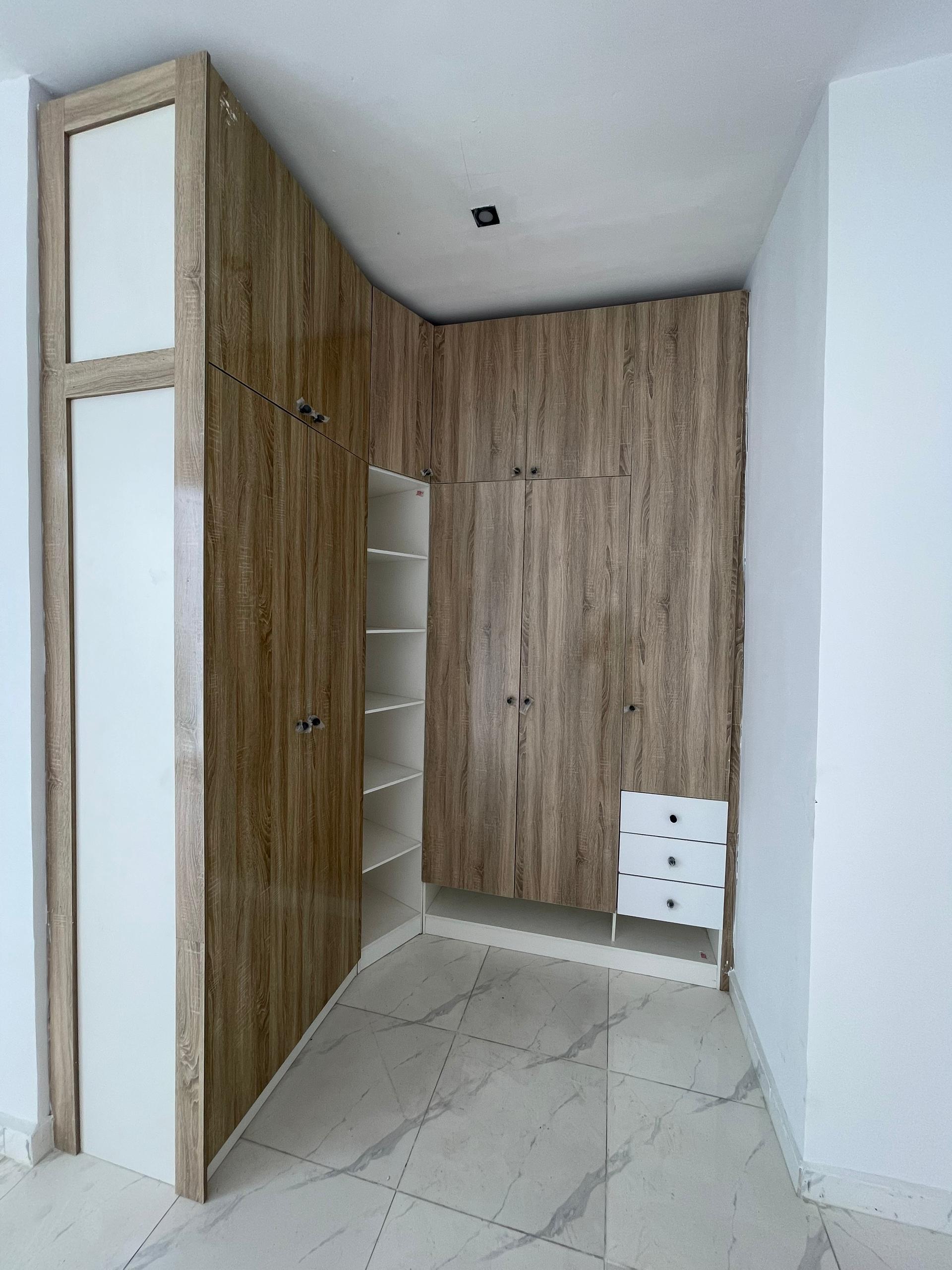 4BEDROOM TERRACE DUPLEX FOR SALE image 8
