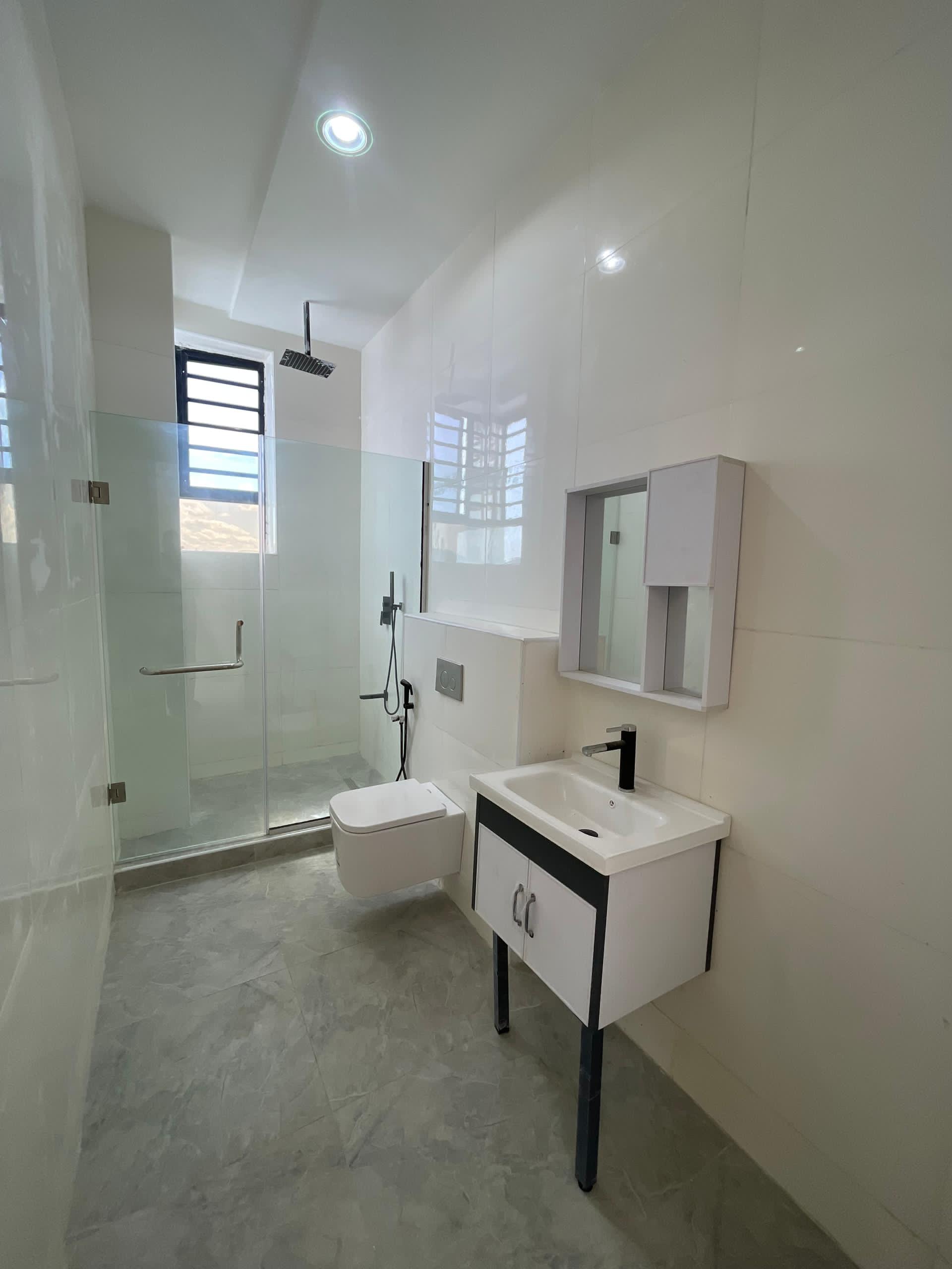 4BEDROOM SEMI DETACHED DUPLEX FOR SALE image 10
