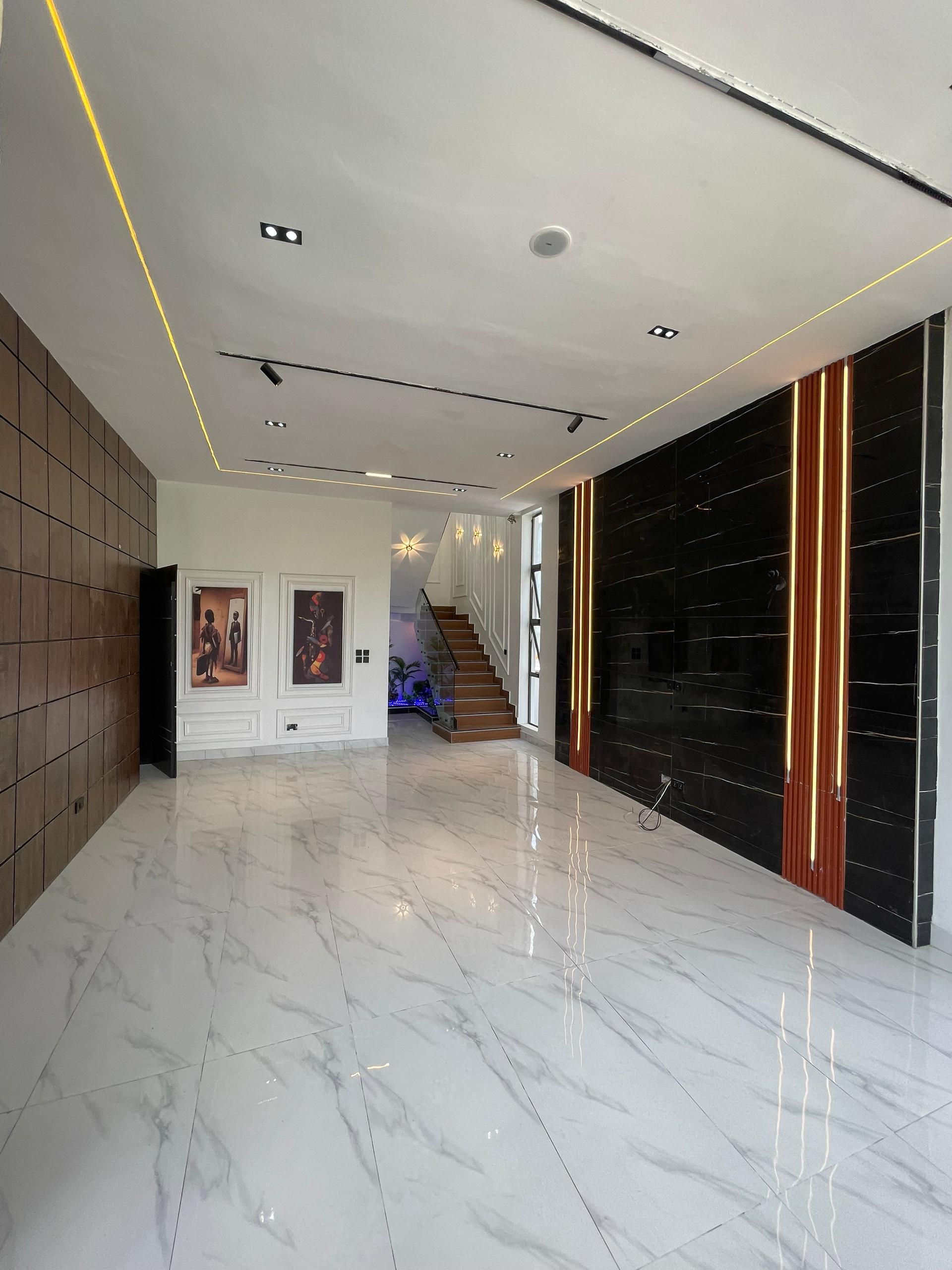 4BEDROOM FULLY DETACHED DUPLEX FOR SALE image 6
