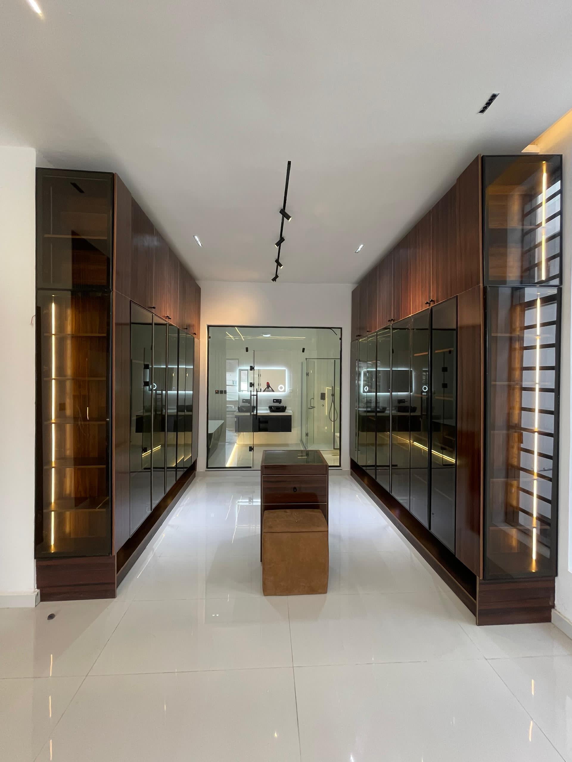 NICELY BUILT 2 BEDROOM APARTMENT IN A NICE LOCATION image 7
