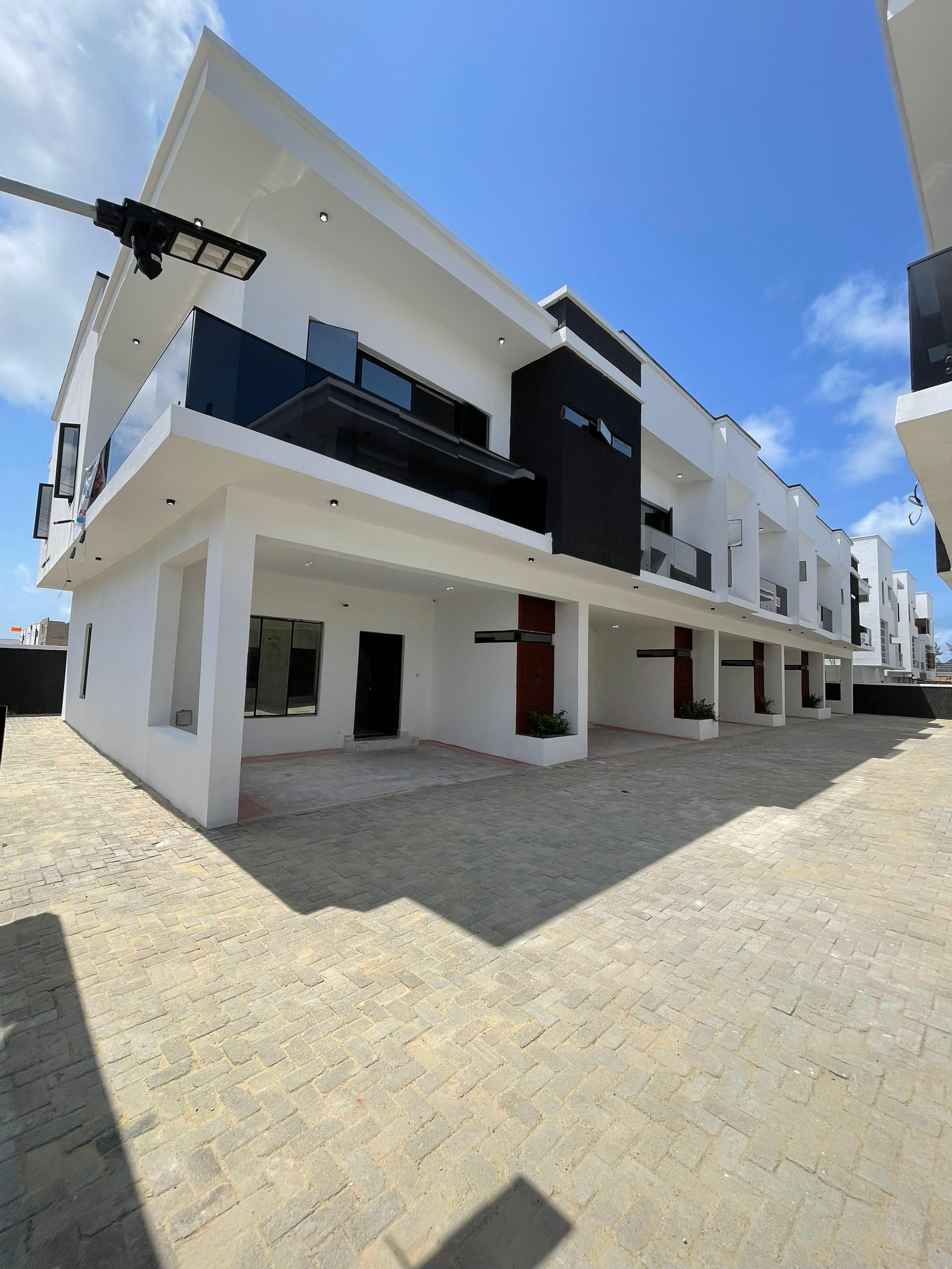 5BEDROOM FULLY DETACHED DUPLEX FOR SALE image 10